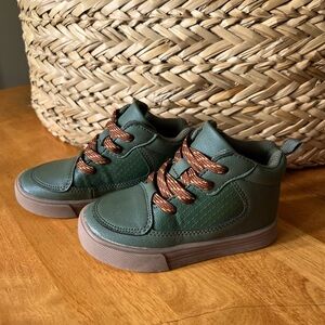 Carter’s Toddler Sneaker NWOT